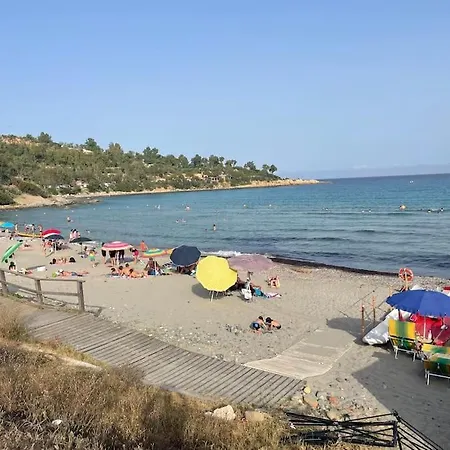 Casa Vacanze Porto Frailis アパート