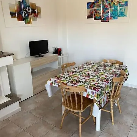 Casa Vacanze Porto Frailis アルバタクス